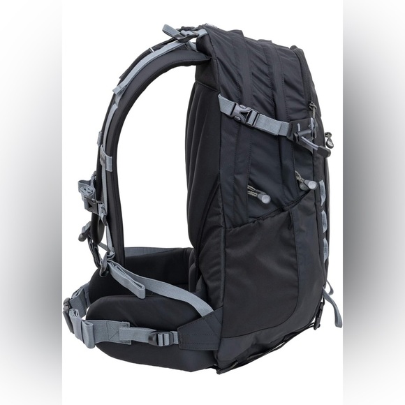 🆕 NWT ALPS Mountaineering Unisex Adult Solitude, Black/Gray, 24L - Picture 2 of 11